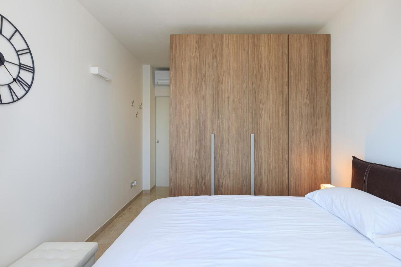 Appartamento Carolnoemi - Vista Lago - By Impero House Baveno Exterior foto